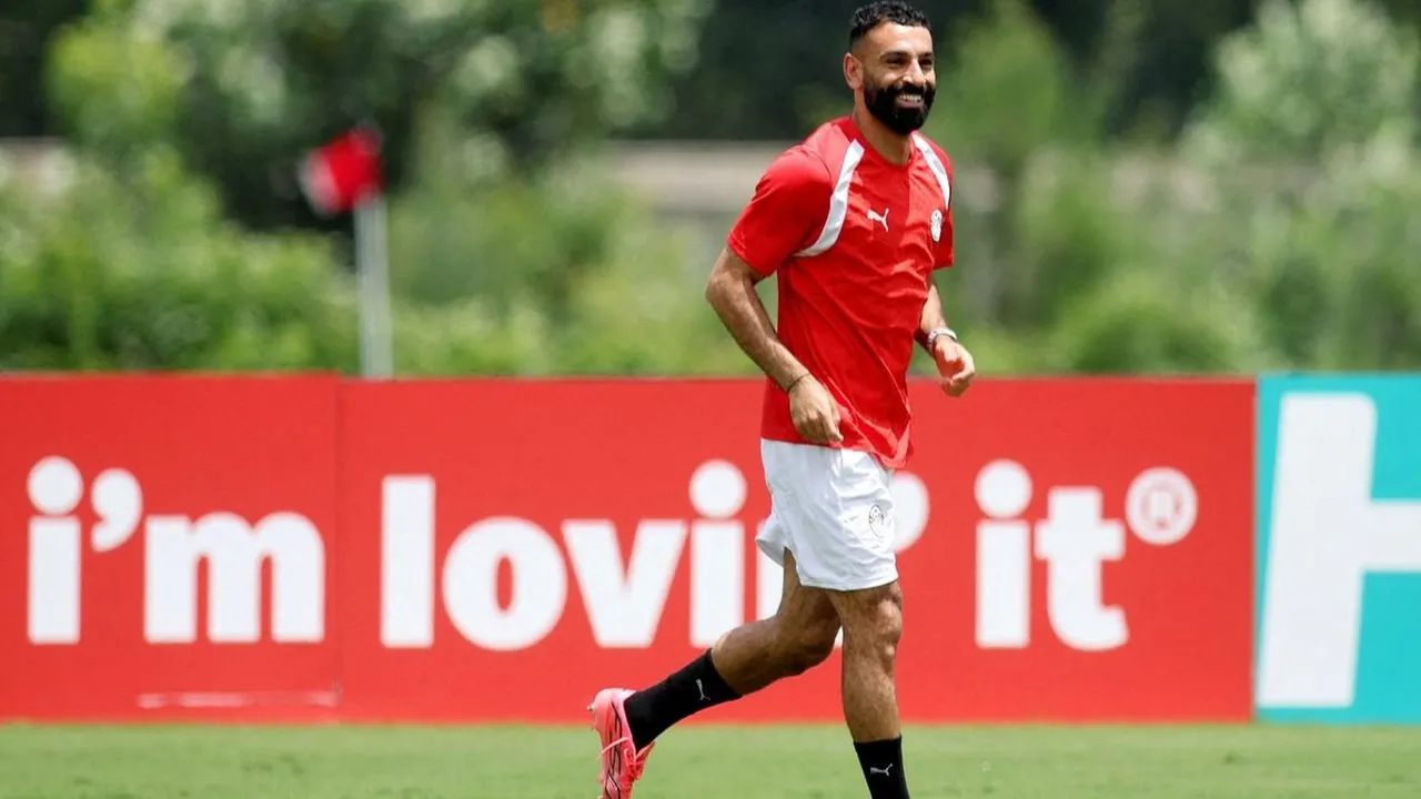 صراع إنجليزي مرتقب لضم محمد صلاح قبل انطلاق موسم الانتقالات الصيفية المقبل